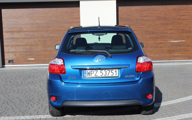 Toyota Auris cena 22500 przebieg: 160000, rok produkcji 2010 z Chorzele małe 137